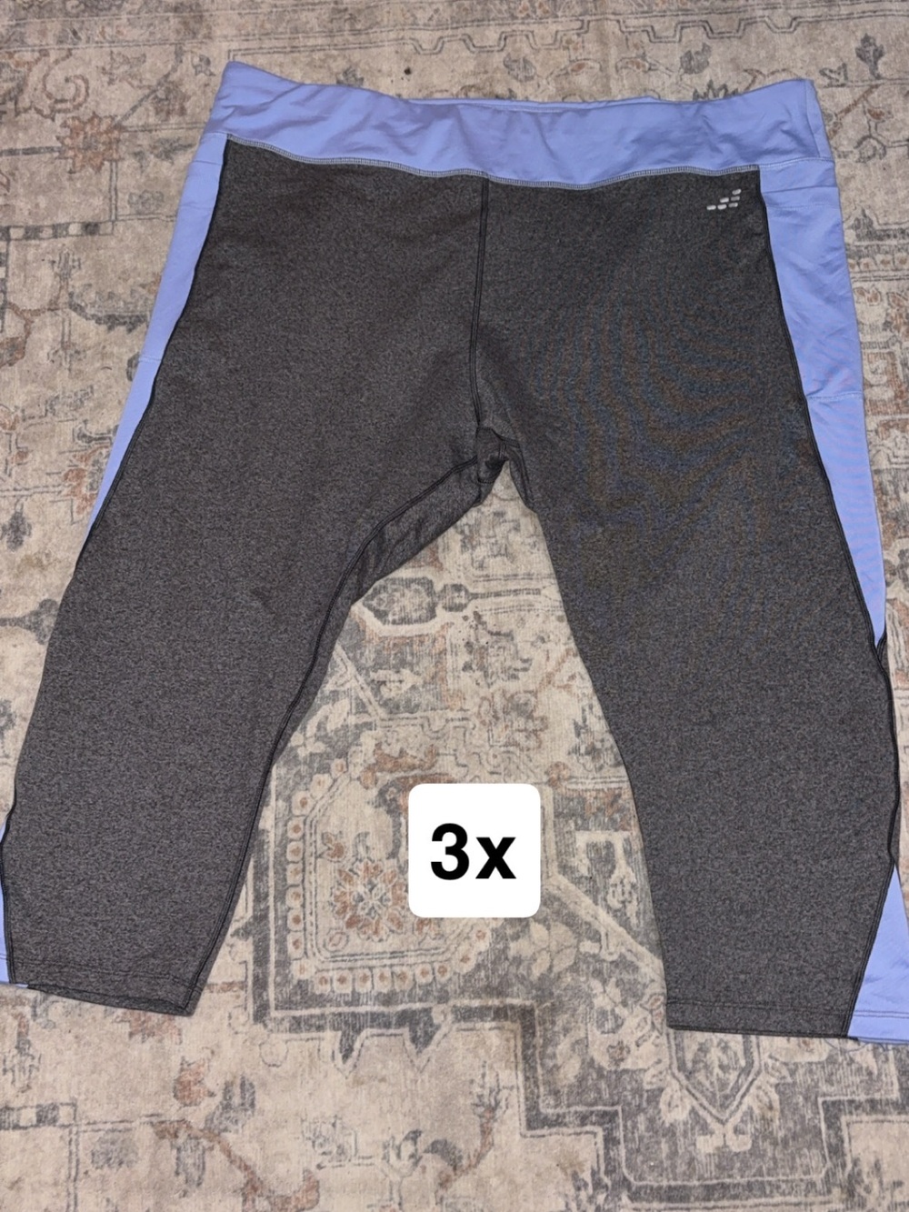 Active Capri Leggings in Charcoal with Lavender Waistband